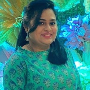 Meet your Posher, Shruti